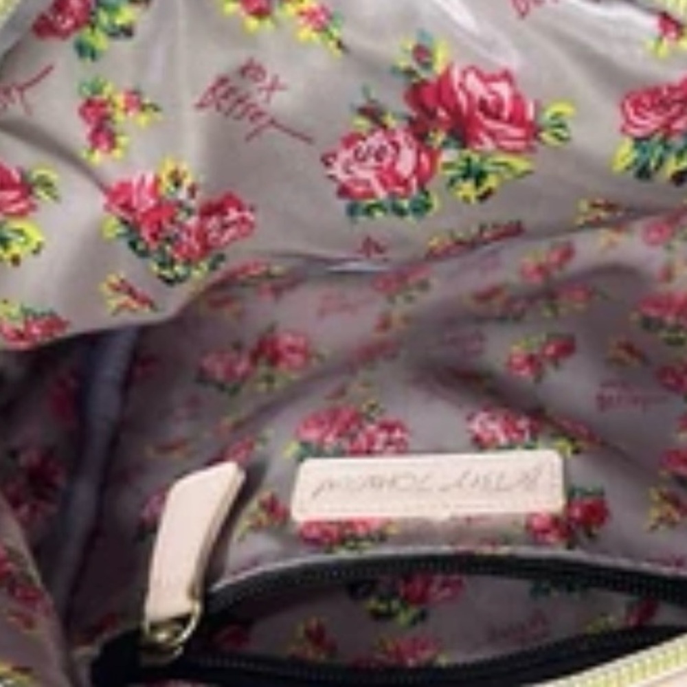 Betsey Johnson Pink White Quilted Cat‎ Heart Small Backpack - Picture 8 of 10